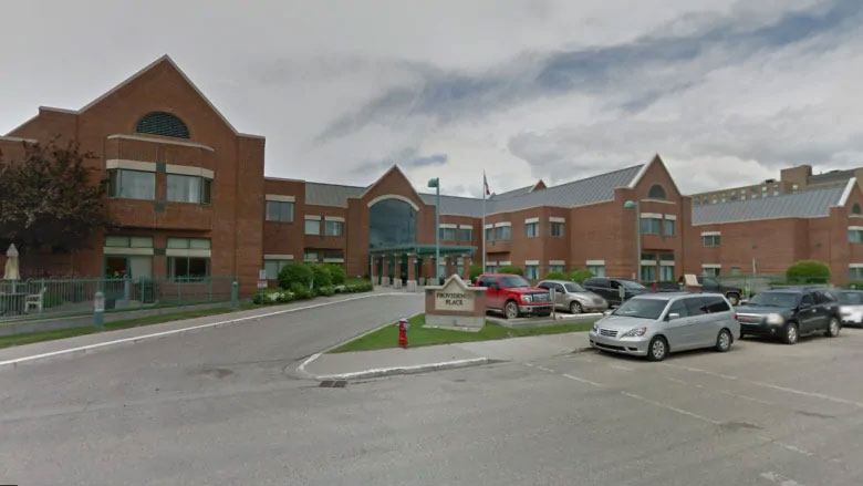 Moose Jaw elder care home facing COVID-19 outbreak warns of 'significant staffing challenges'